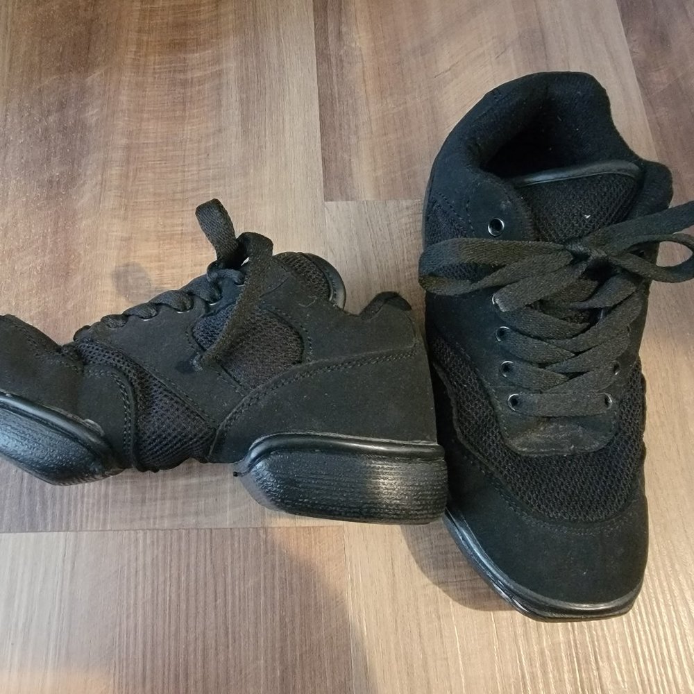 Unisex Kids Size 4.5 Hip Hop Dance Shoes